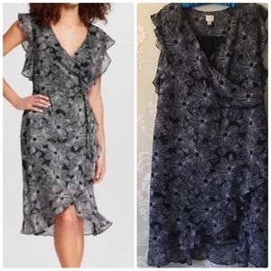 NWOT A New Day Black and White Floral Wrap Girly Event Fancy Dress